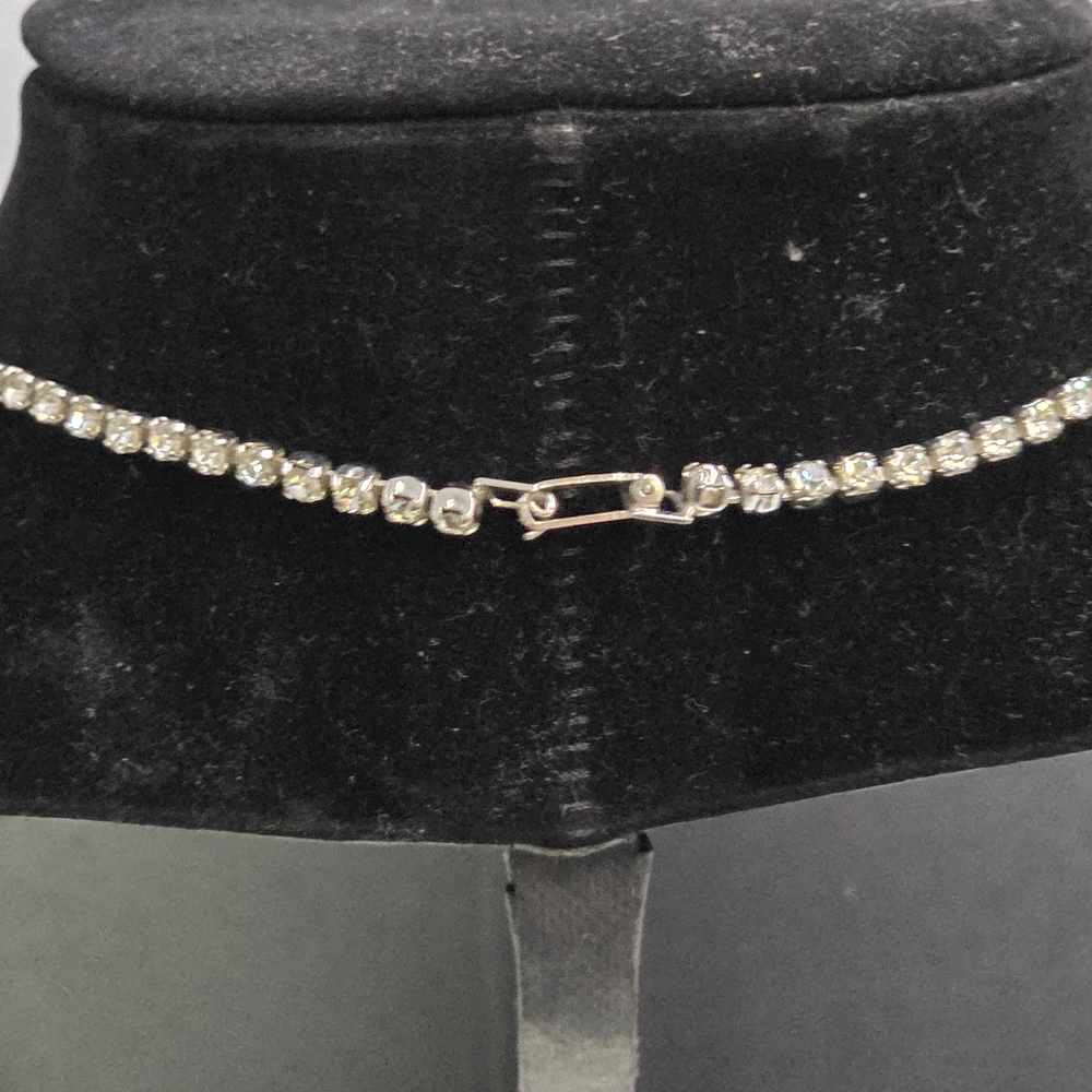 Vintage Rhinestone Heart Drop Necklace Sparkly Silver Tone - Picture 5 of 6
